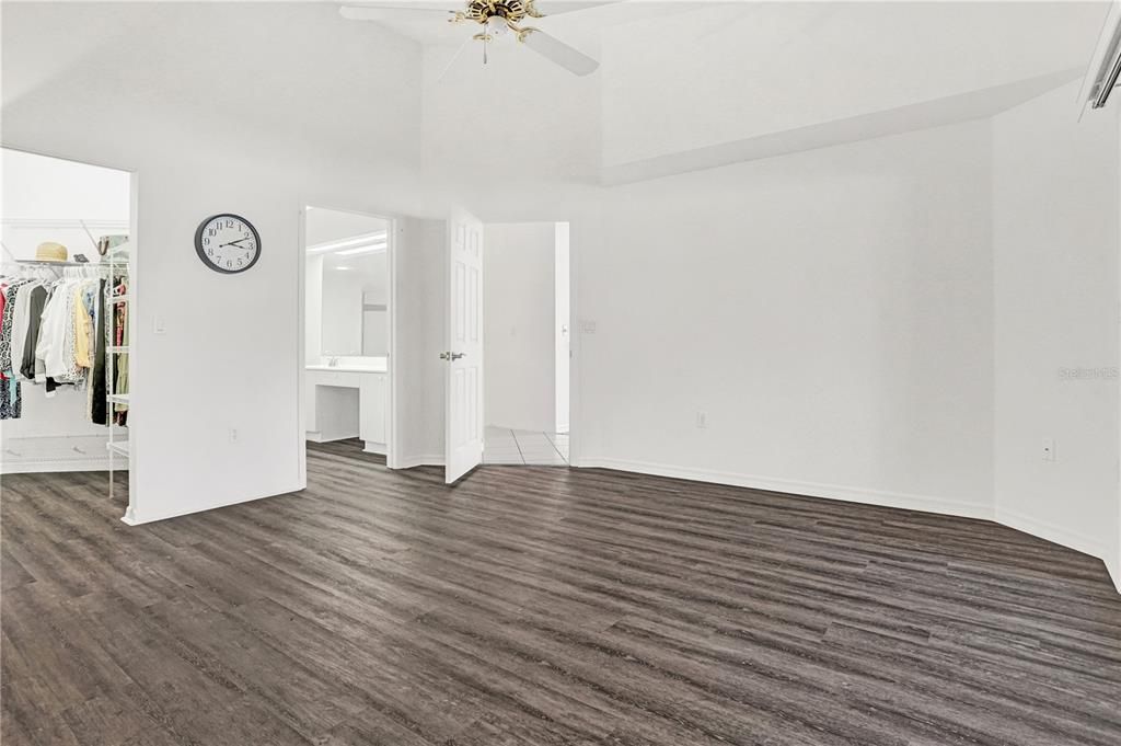 For Sale: $299,000 (3 beds, 2 baths, 1447 Square Feet)