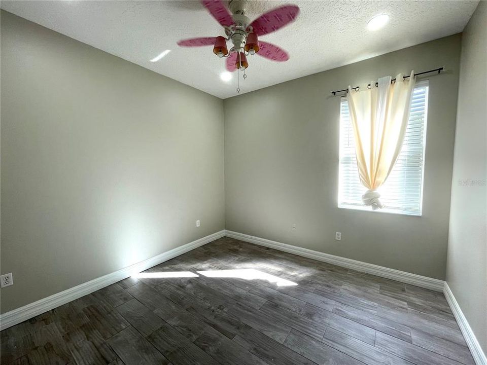 В аренду: $2,299 (4 спален, 2 ванн, 2328 Квадратных фут)