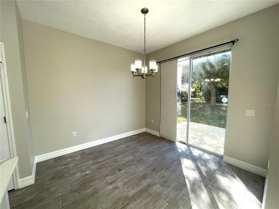 В аренду: $2,299 (4 спален, 2 ванн, 2328 Квадратных фут)