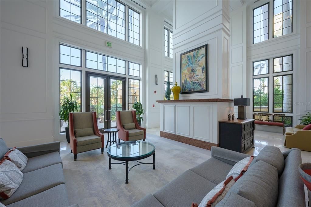 待售: $459,900 (2 贝兹, 1 浴室, 1085 平方英尺)