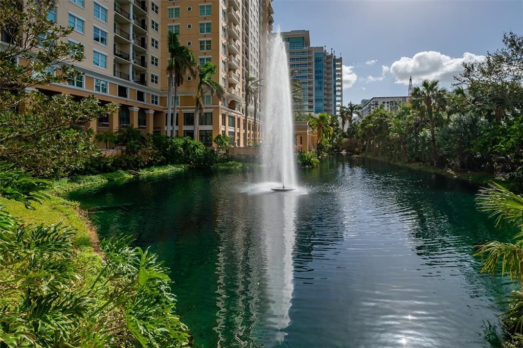 待售: $459,900 (2 贝兹, 1 浴室, 1085 平方英尺)