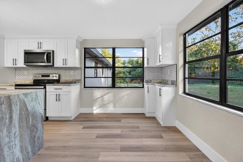 For Sale: $335,995 (5 beds, 2 baths, 1440 Square Feet)