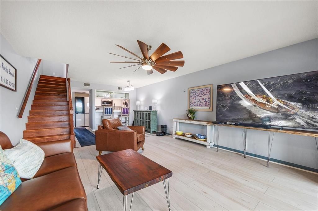 For Sale: $469,900 (3 beds, 3 baths, 1506 Square Feet)