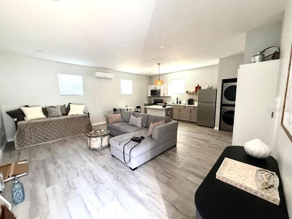 En Renta: $2,000 (1 camas, 1 baños, 1050 Pies cuadrados)