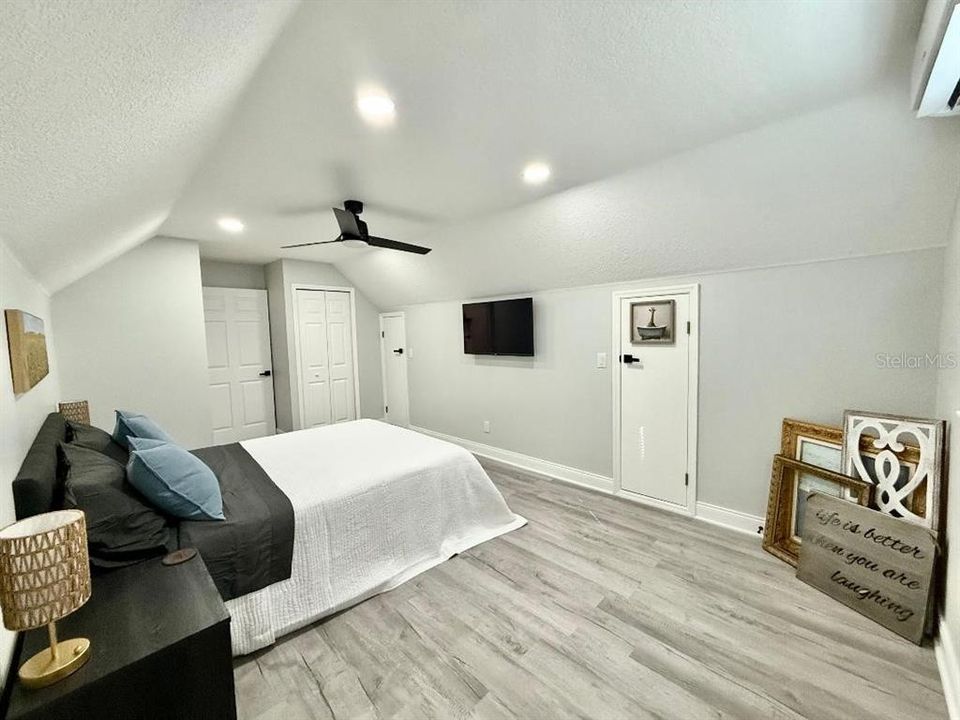 En Renta: $2,000 (1 camas, 1 baños, 1050 Pies cuadrados)