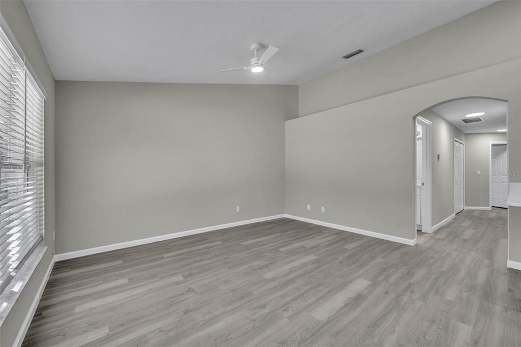 For Rent: $2,400 (3 beds, 2 baths, 1200 Square Feet)