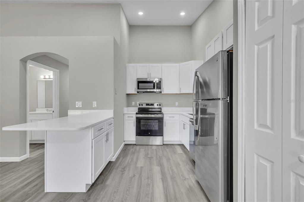 For Rent: $2,400 (3 beds, 2 baths, 1200 Square Feet)