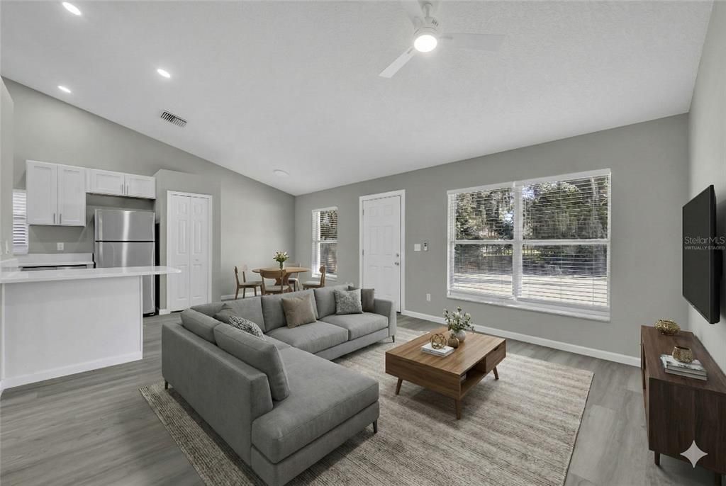 For Rent: $2,400 (3 beds, 2 baths, 1200 Square Feet)