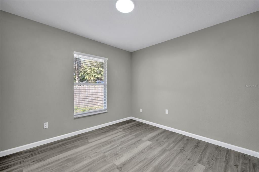 For Rent: $2,400 (3 beds, 2 baths, 1200 Square Feet)