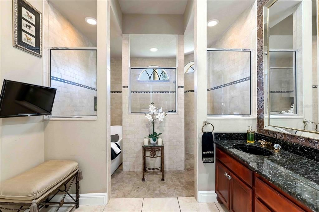 Active With Contract: $699,000 (3 beds, 3 baths, 2715 Square Feet)
