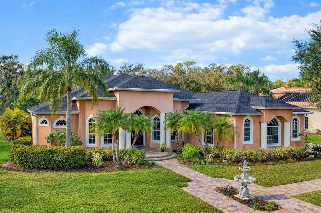 Active With Contract: $699,000 (3 beds, 3 baths, 2715 Square Feet)