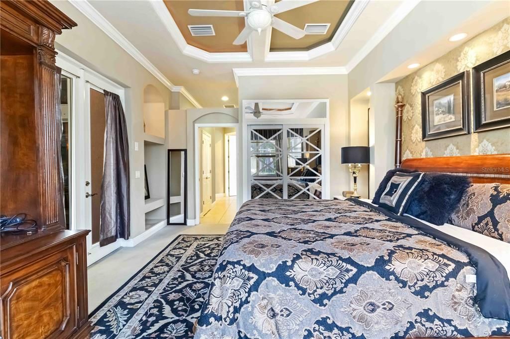 Active With Contract: $699,000 (3 beds, 3 baths, 2715 Square Feet)