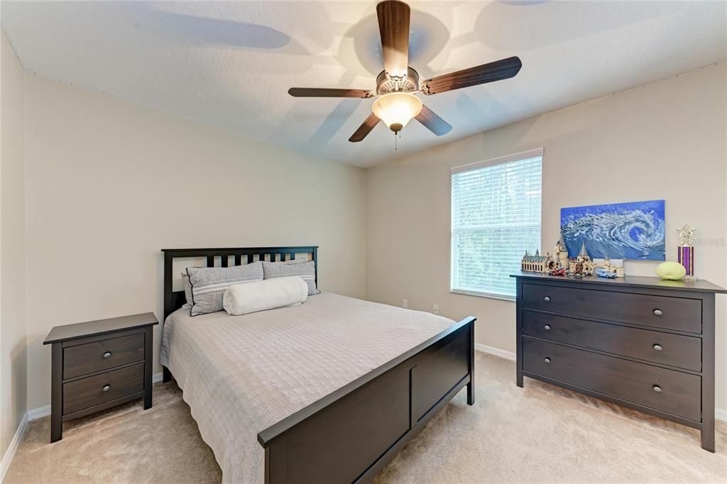 待售: $480,000 (3 贝兹, 2 浴室, 2230 平方英尺)