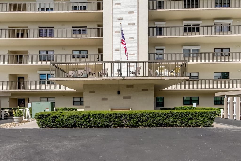 For Sale: $235,000 (2 beds, 2 baths, 1440 Square Feet)