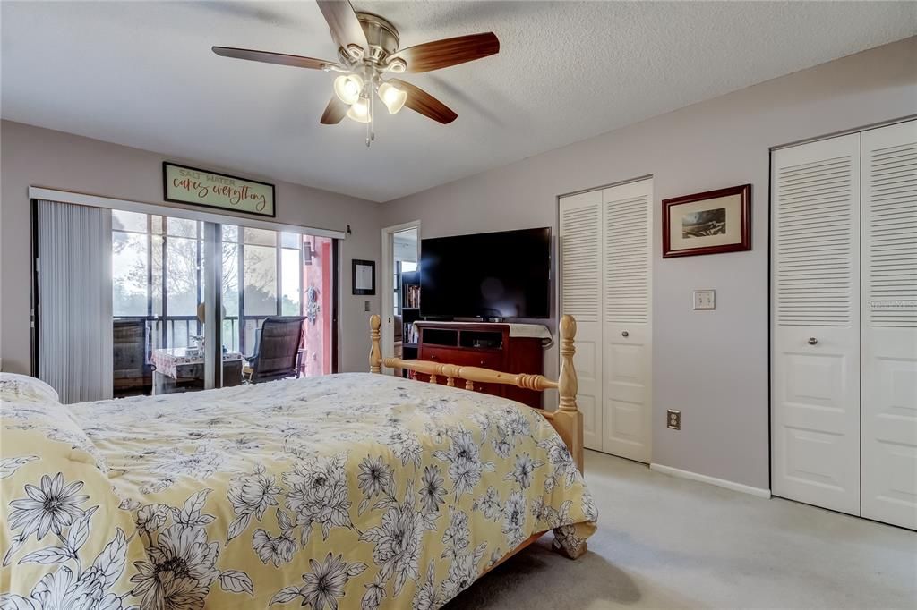 For Sale: $235,000 (2 beds, 2 baths, 1440 Square Feet)