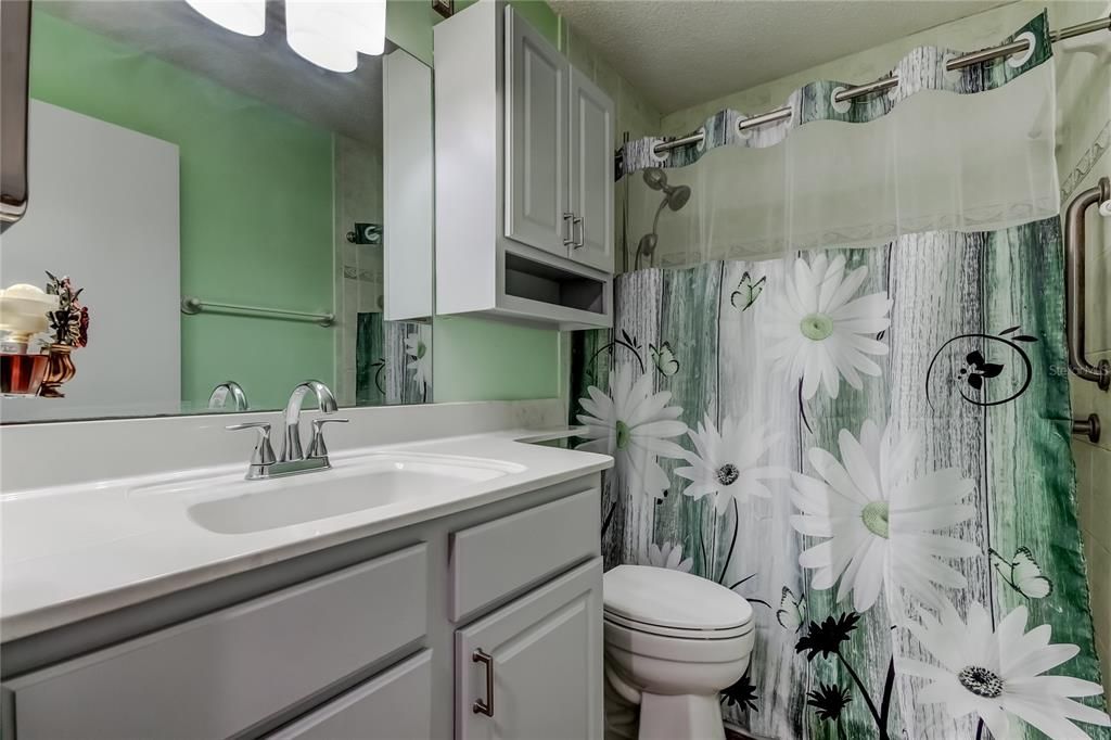 For Sale: $235,000 (2 beds, 2 baths, 1440 Square Feet)
