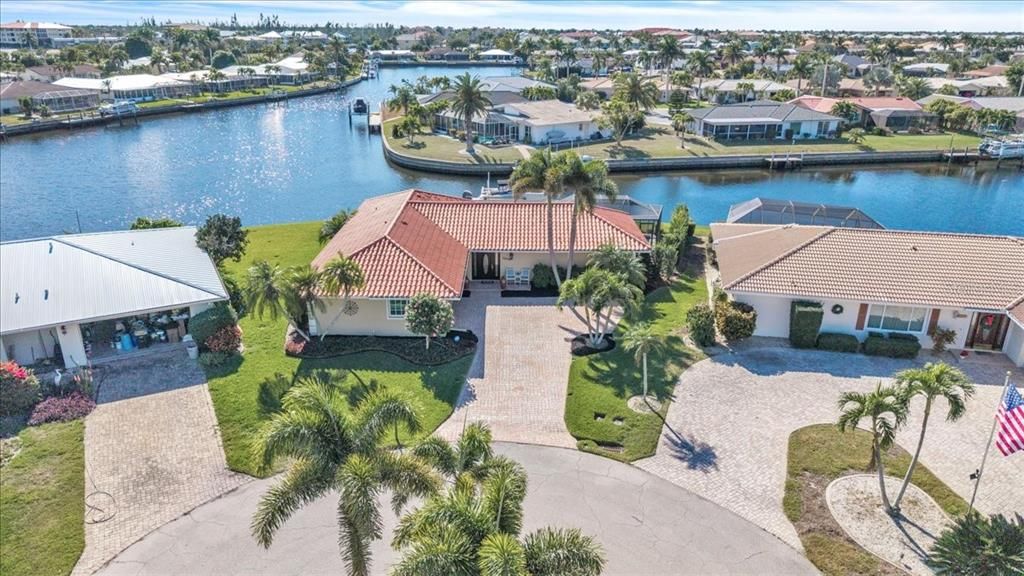 На продажу: $725,000 (3 спален, 2 ванн, 1748 Квадратных фут)