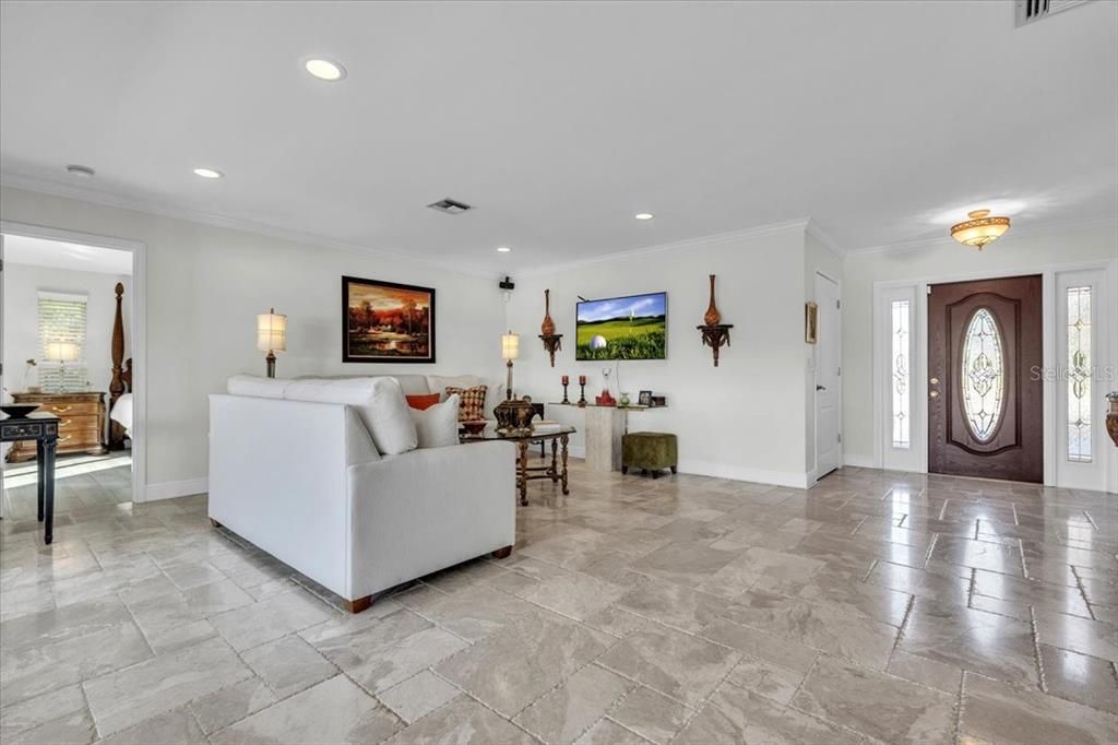 На продажу: $725,000 (3 спален, 2 ванн, 1748 Квадратных фут)