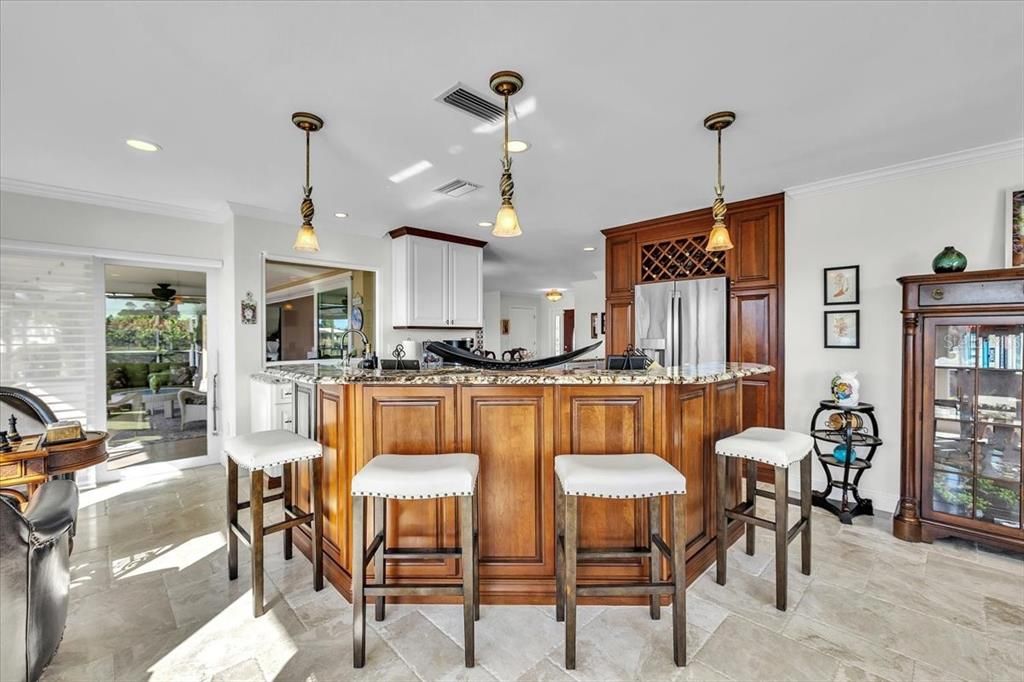 На продажу: $725,000 (3 спален, 2 ванн, 1748 Квадратных фут)