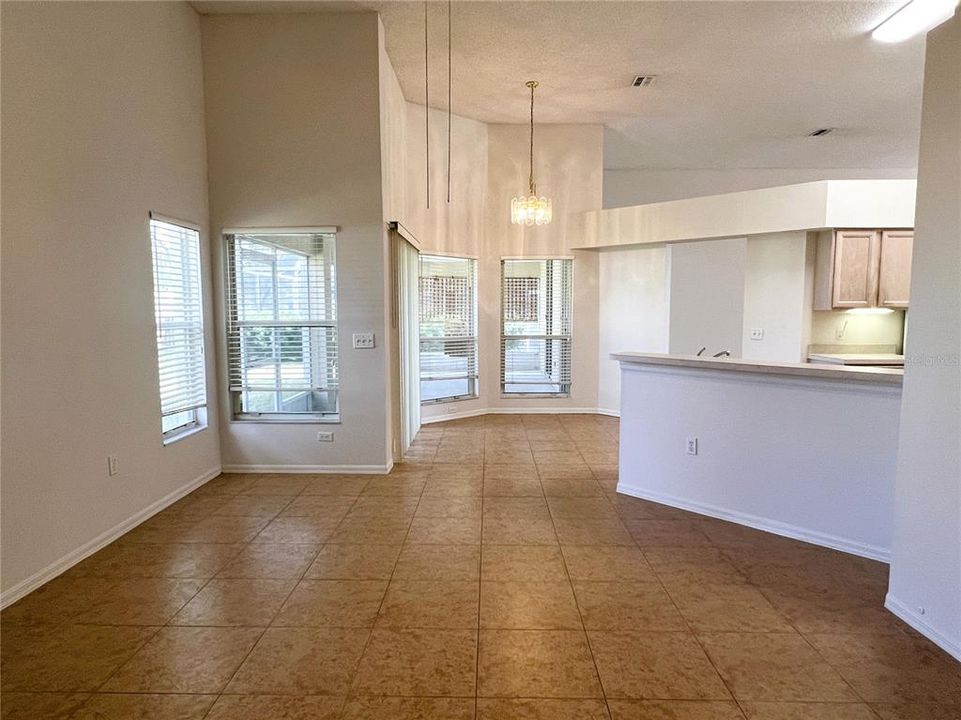 En Renta: $2,950 (3 camas, 2 baños, 2093 Pies cuadrados)