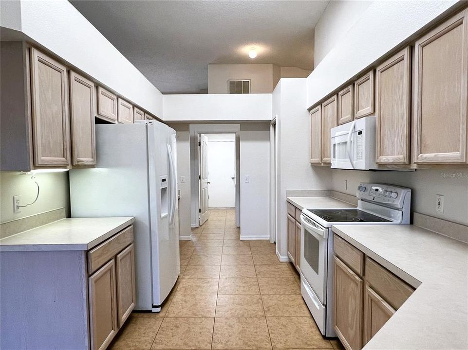 En Renta: $2,950 (3 camas, 2 baños, 2093 Pies cuadrados)