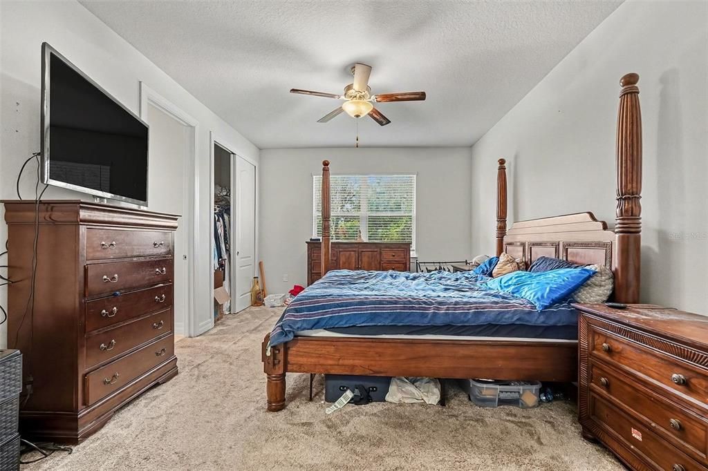 For Sale: $470,000 (4 beds, 3 baths, 2493 Square Feet)