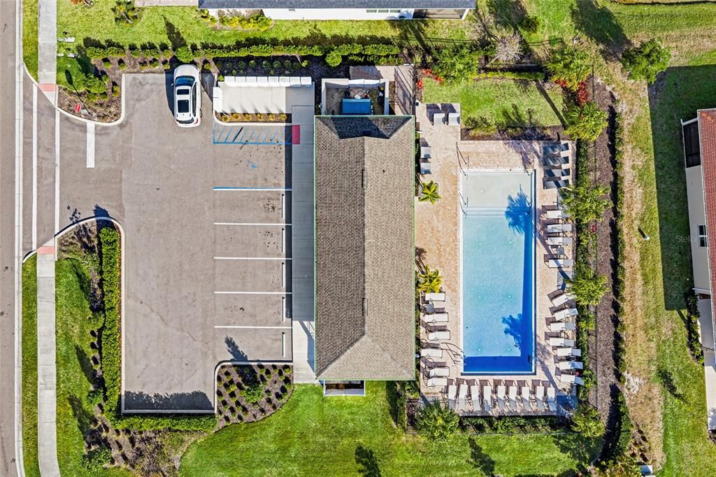 For Sale: $390,000 (5 beds, 3 baths, 2589 Square Feet)