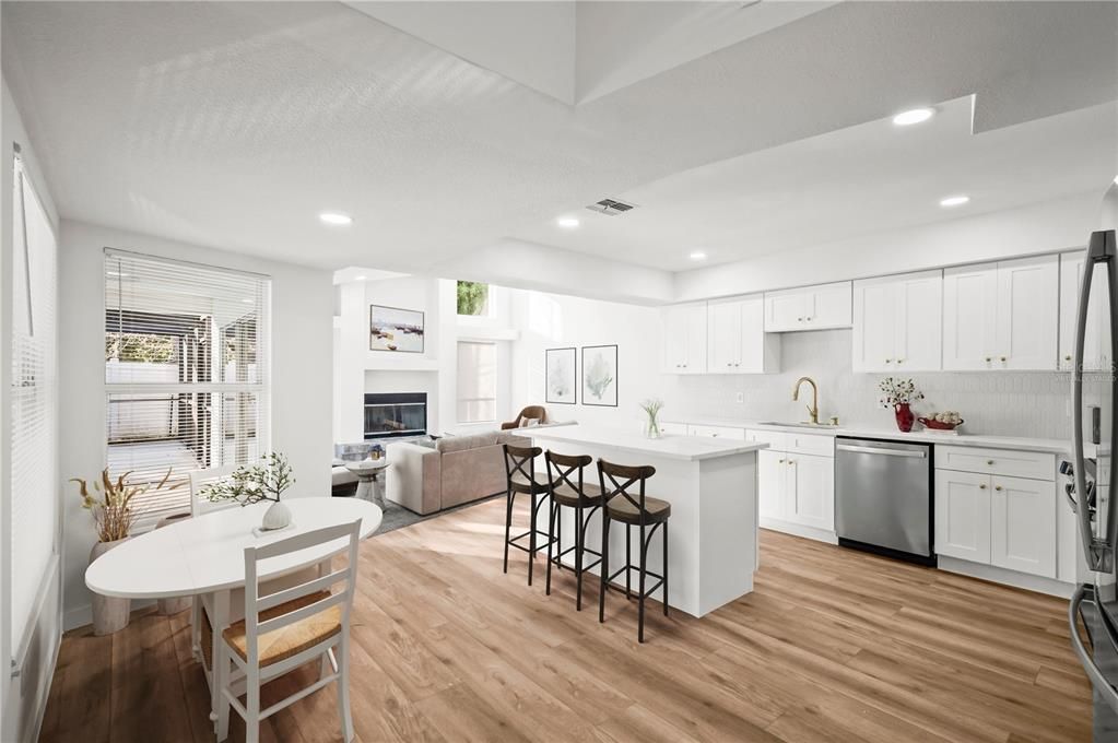 待售: $475,000 (4 贝兹, 2 浴室, 2156 平方英尺)