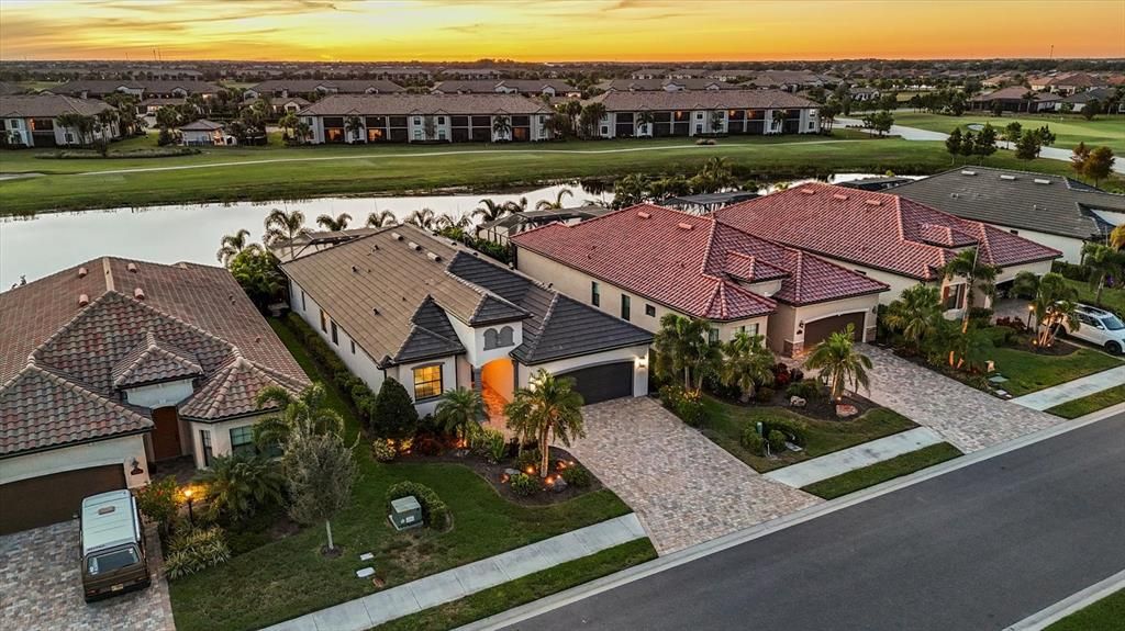 На продажу: $1,285,000 (4 спален, 2 ванн, 2248 Квадратных фут)