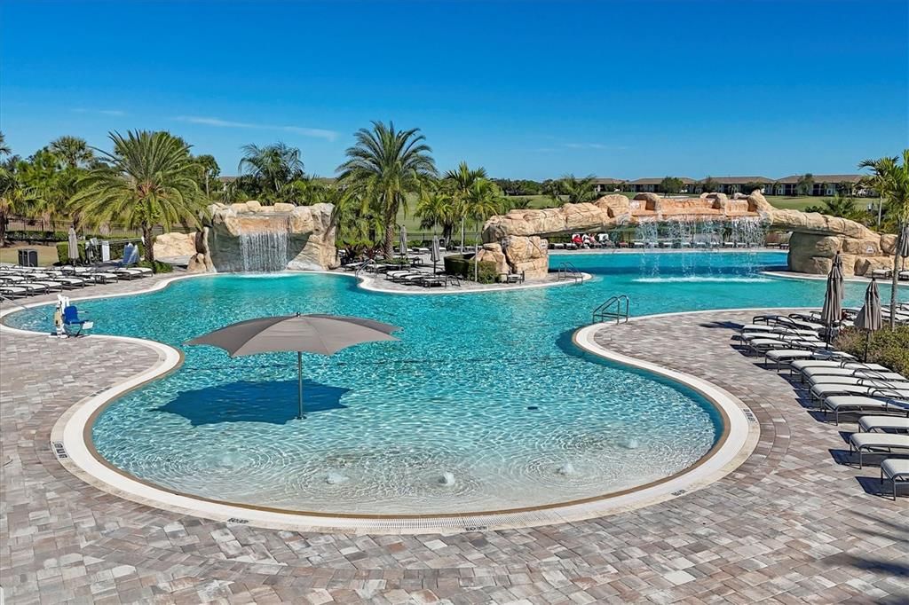 На продажу: $1,285,000 (4 спален, 2 ванн, 2248 Квадратных фут)