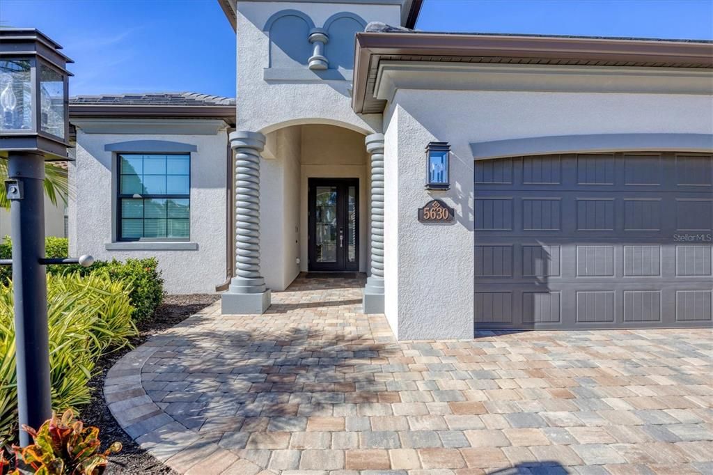 На продажу: $1,285,000 (4 спален, 2 ванн, 2248 Квадратных фут)