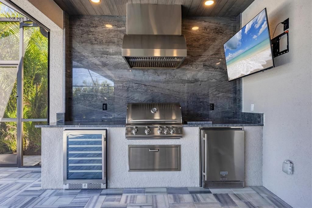 На продажу: $1,285,000 (4 спален, 2 ванн, 2248 Квадратных фут)