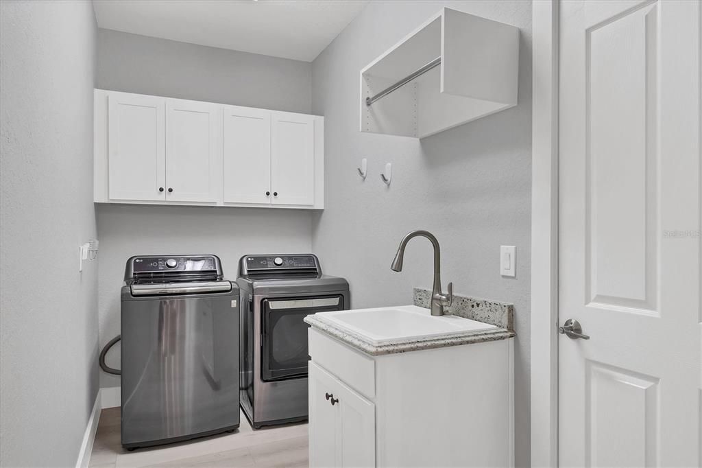 На продажу: $1,285,000 (4 спален, 2 ванн, 2248 Квадратных фут)