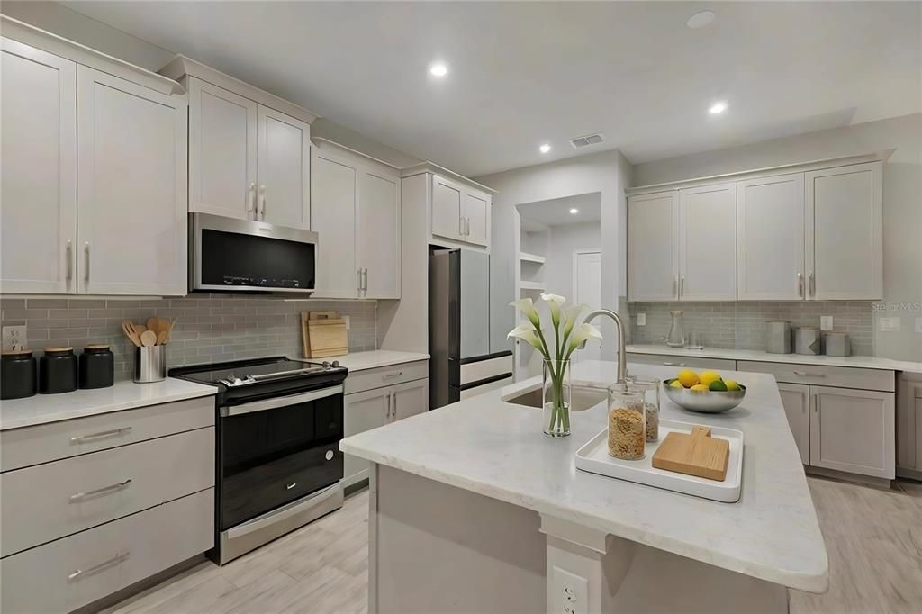 待售: $475,000 (4 贝兹, 3 浴室, 2574 平方英尺)