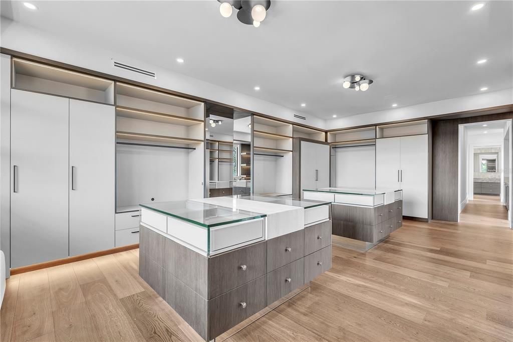 待售: $9,800,000 (5 贝兹, 5 浴室, 6800 平方英尺)