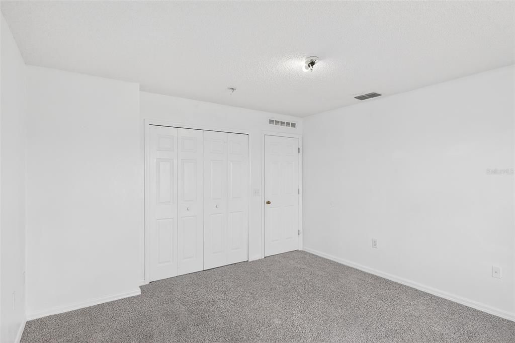 For Sale: $364,999 (4 beds, 2 baths, 2798 Square Feet)