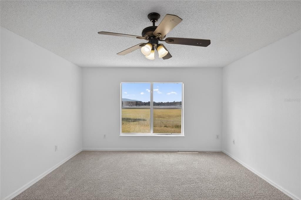 For Sale: $364,999 (4 beds, 2 baths, 2798 Square Feet)