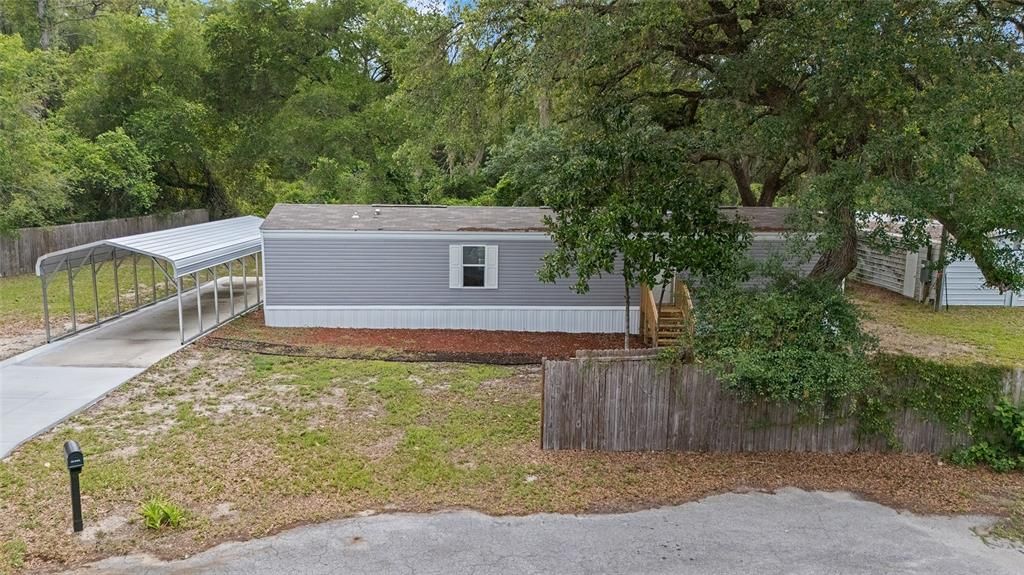 For Sale: $195,000 (2 beds, 2 baths, 820 Square Feet)