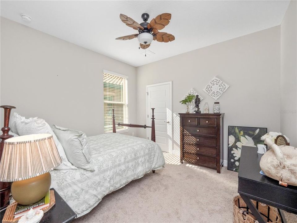 待售: $515,000 (4 贝兹, 3 浴室, 2105 平方英尺)