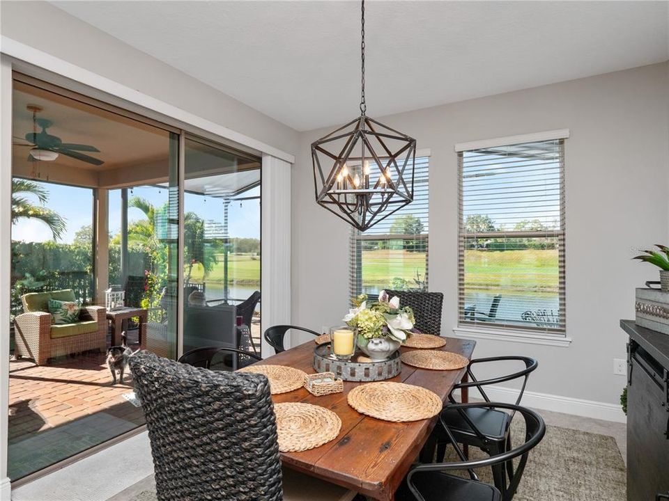 待售: $515,000 (4 贝兹, 3 浴室, 2105 平方英尺)