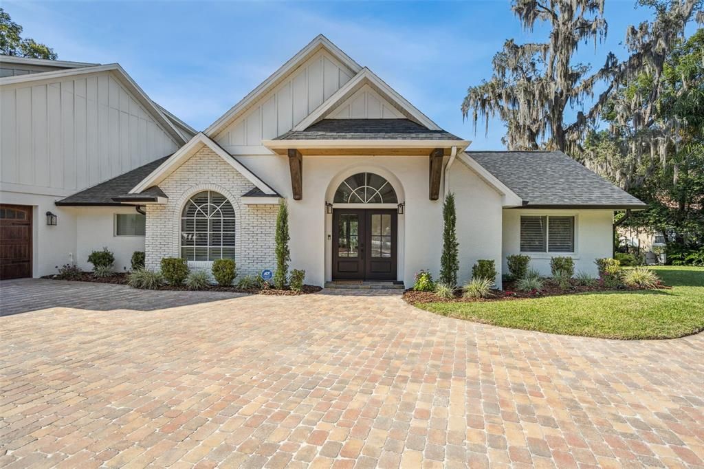 For Sale: $3,725,000 (5 beds, 4 baths, 4875 Square Feet)