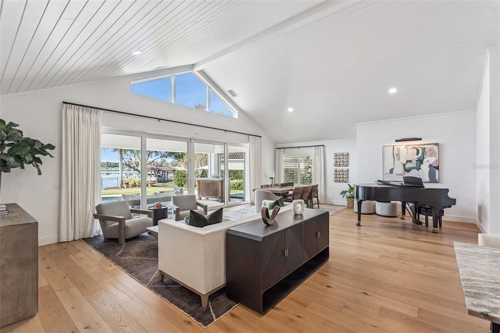 For Sale: $3,725,000 (5 beds, 4 baths, 4875 Square Feet)