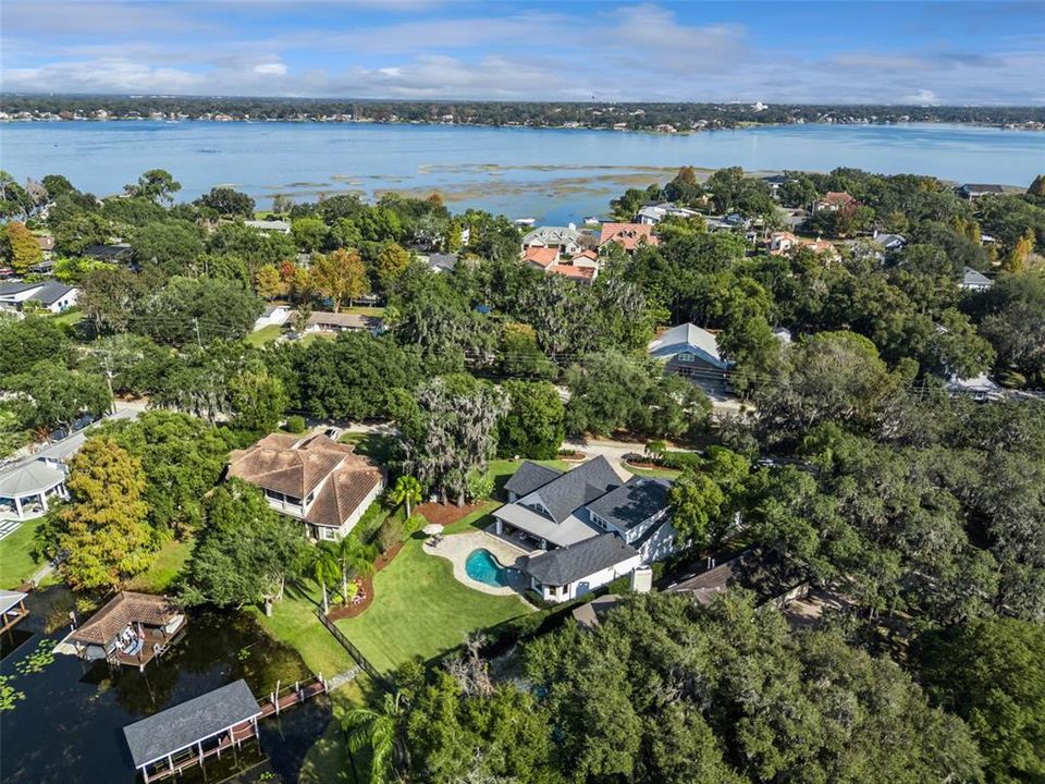 For Sale: $3,725,000 (5 beds, 4 baths, 4875 Square Feet)