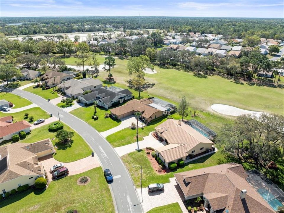 En Venta: $399,000 (3 camas, 2 baños, 2199 Pies cuadrados)