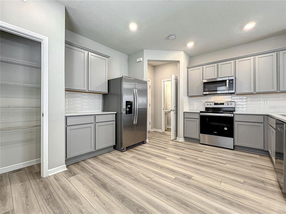 En Renta: $2,800 (3 camas, 2 baños, 1782 Pies cuadrados)