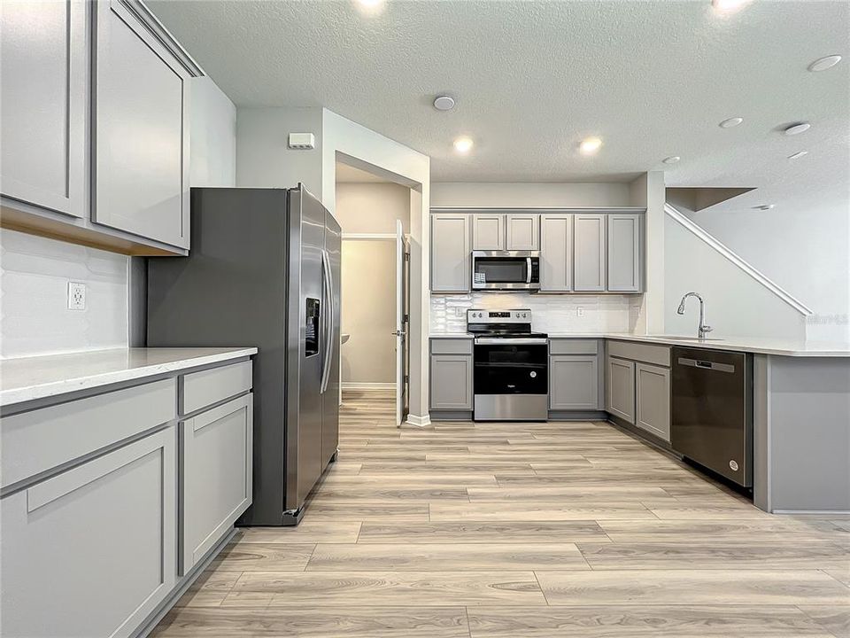 En Renta: $2,800 (3 camas, 2 baños, 1782 Pies cuadrados)