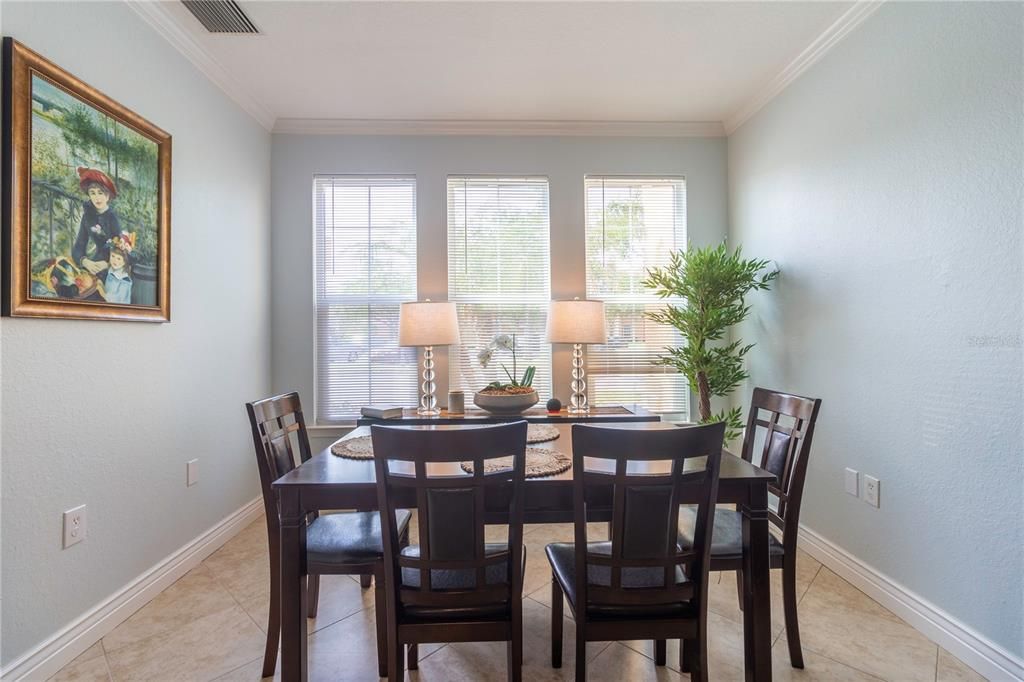 En Venta: $250,000 (2 camas, 2 baños, 1140 Pies cuadrados)