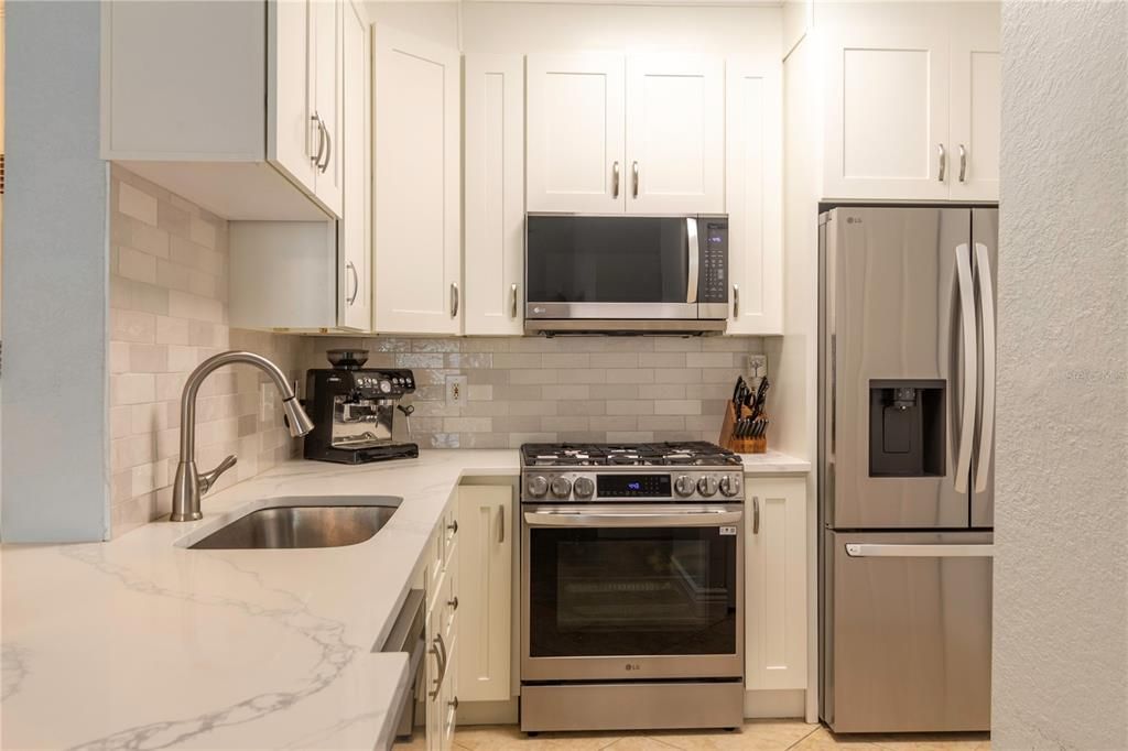 En Venta: $250,000 (2 camas, 2 baños, 1140 Pies cuadrados)