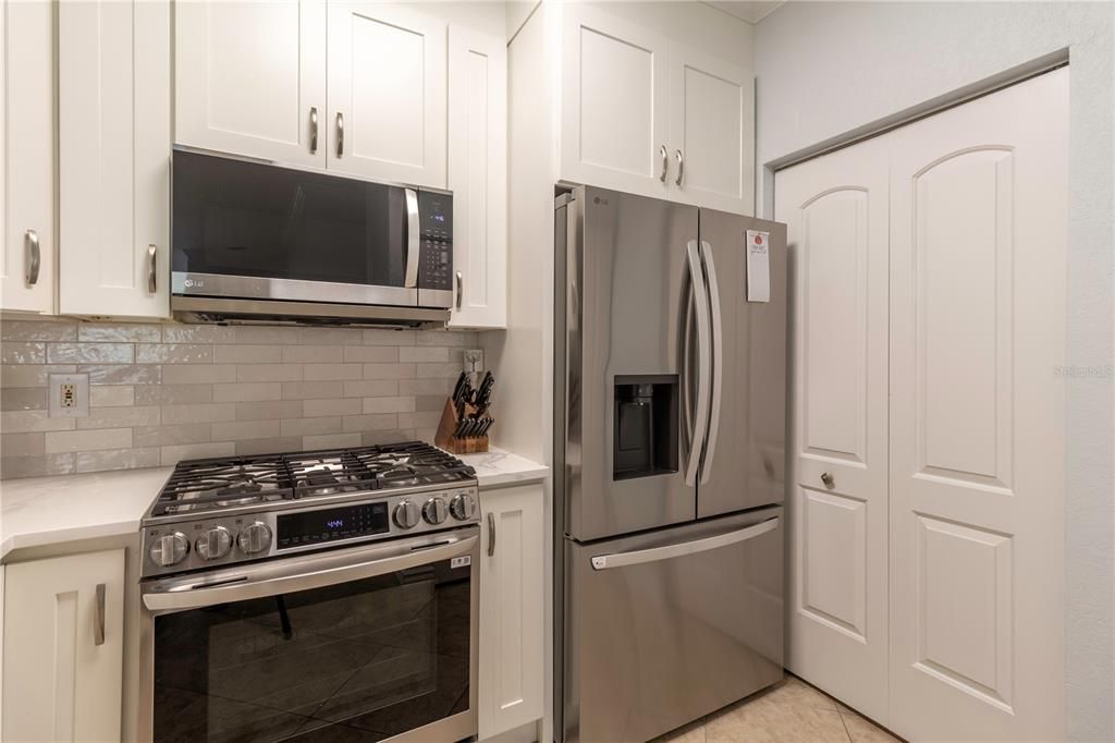 En Venta: $250,000 (2 camas, 2 baños, 1140 Pies cuadrados)