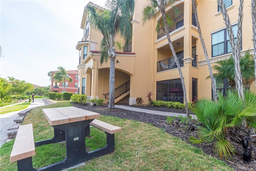 En Venta: $250,000 (2 camas, 2 baños, 1140 Pies cuadrados)